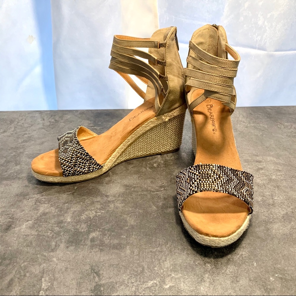 BEARPAW Wedge Sandals - Picture 4 of 6